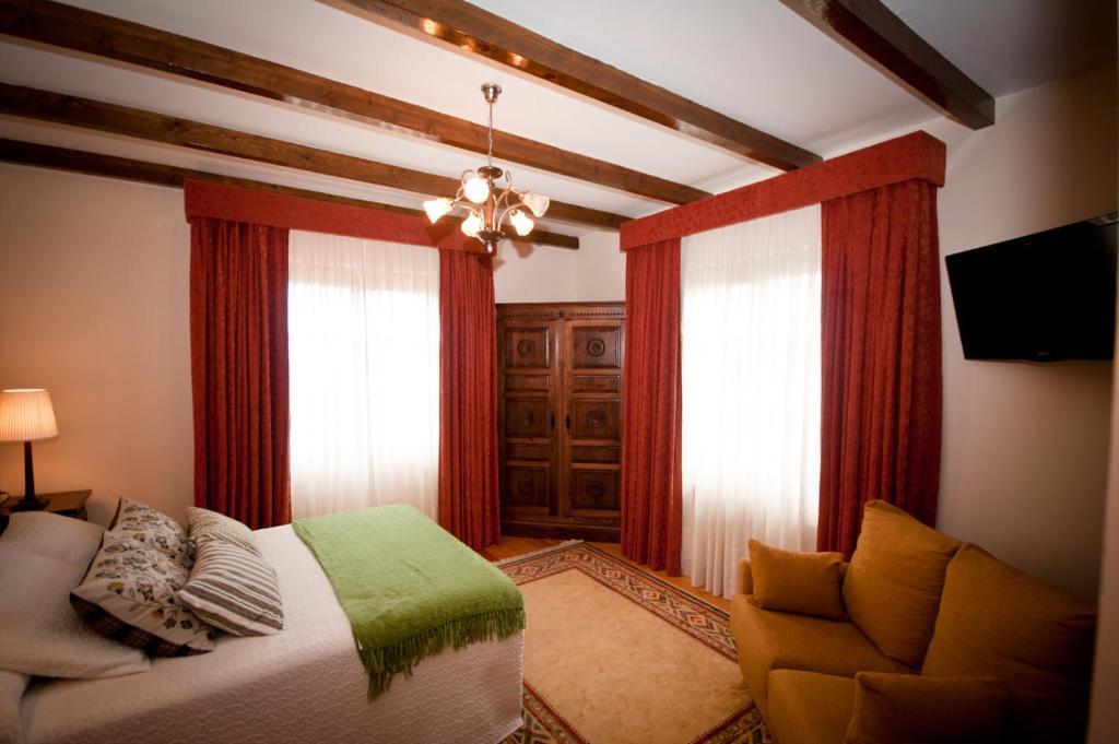 Hotel Villa Miramar Llanes Pokoj fotografie